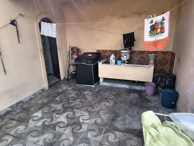Casa com 320m² 3 quartos e 2 banheiros, à venda, no bairro Campo Grande em Rio de Janeiro