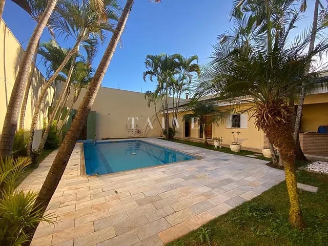 Sobrado com 613m² 4 quartos e 7 banheiros, à venda, no bairro Jardim Itatiaia 1 em Londrina