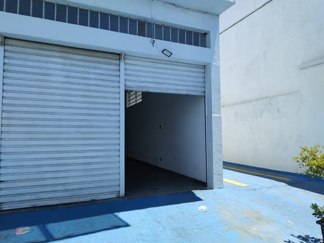 Sobrado com 250m², à venda, no bairro Parque Continental II em Guarulhos