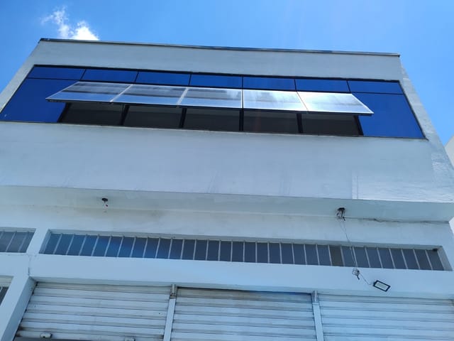 Sobrado com 250m², à venda, no bairro Parque Continental II em Guarulhos