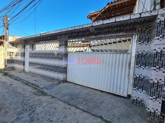 Sobrado com 240m² 4 quartos e 3 banheiros, à venda, no bairro Jardim Primavera em Itabuna