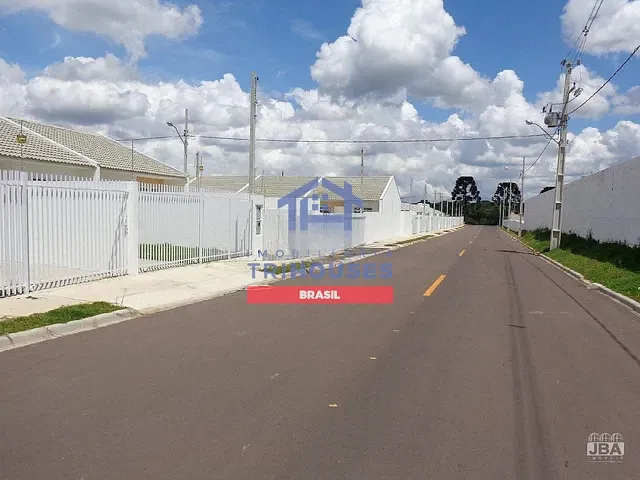 Casa 2 quartos e 1 banheiro, à venda, no bairro Campo Largo da Roseira em São José dos Pinhais