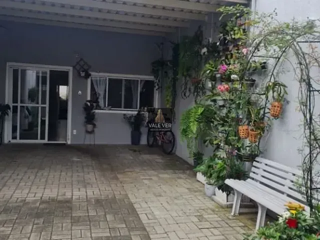 Sobrado com 130m² 2 quartos e 2 banheiros, à venda, no bairro Jardim Vale do Sol em São José dos Campos