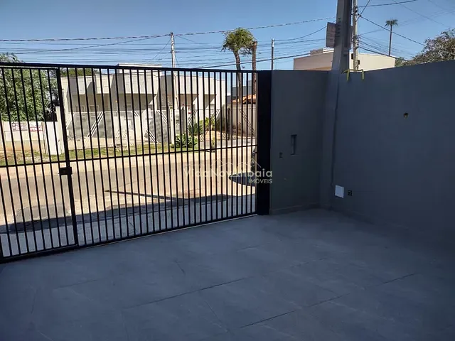 Sobrado com 65m² 2 quartos e 3 banheiros, à venda, no bairro Jardim Santo Antônio em Atibaia