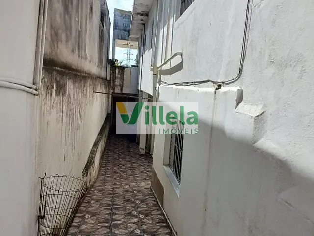 Sobrado 5 quartos e 3 banheiros, à venda, no bairro Vila Arbame em Ferraz de Vasconcelos