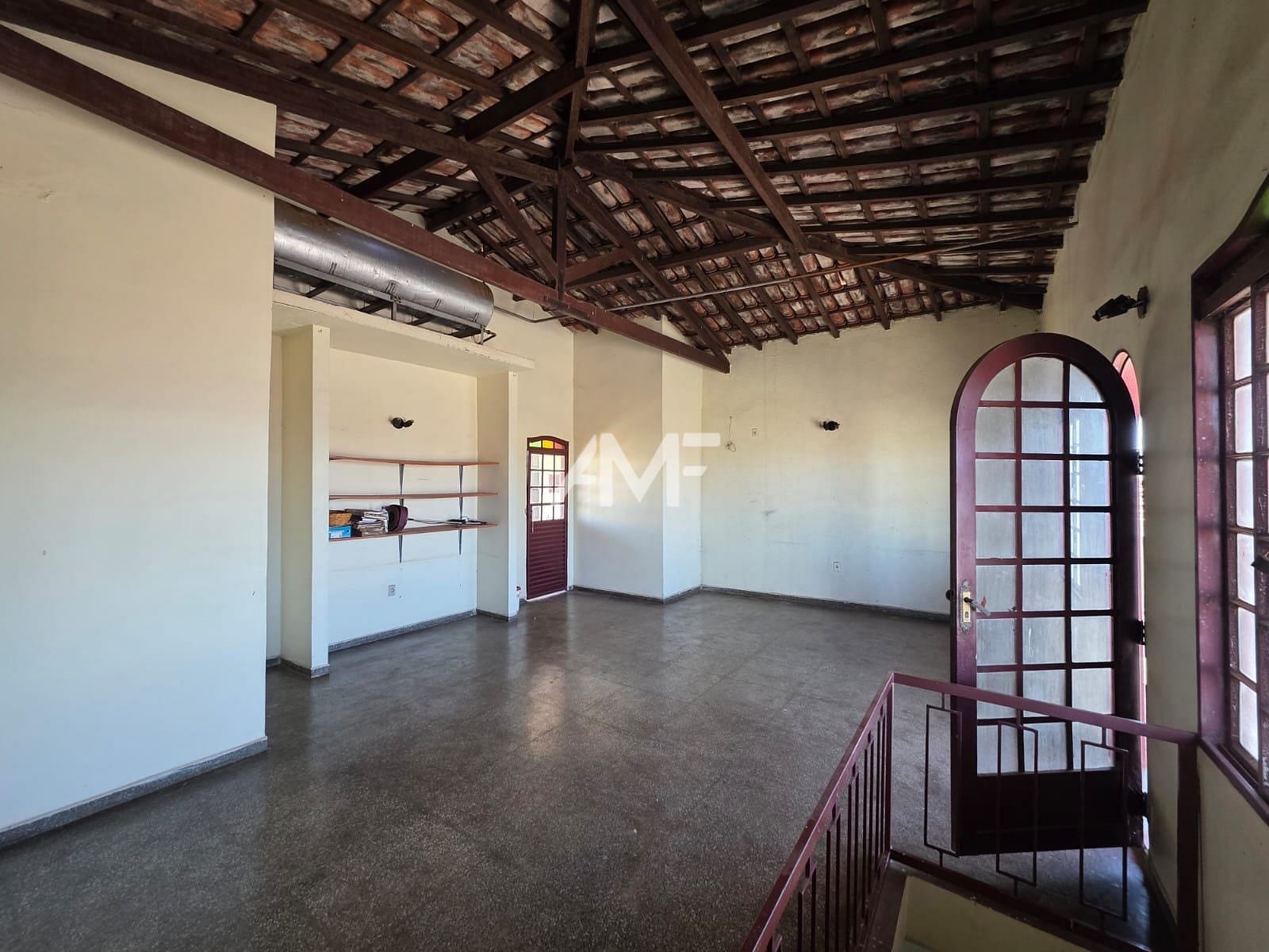 Sobrado à venda com 5 quartos, 550m² - Foto 58