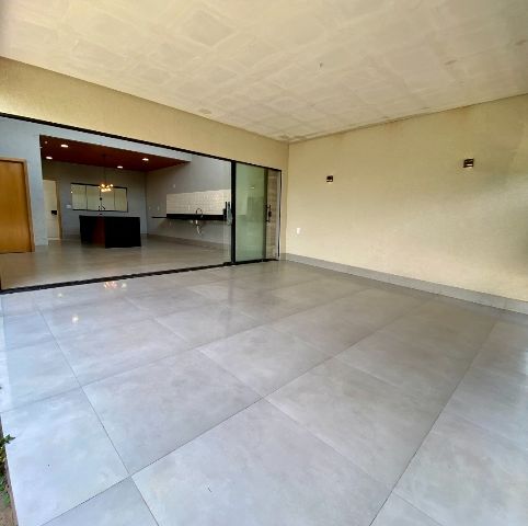 Casa com 210m² 3 quartos e 4 banheiros, à venda, no bairro Jardim Atlântico em Goiânia
