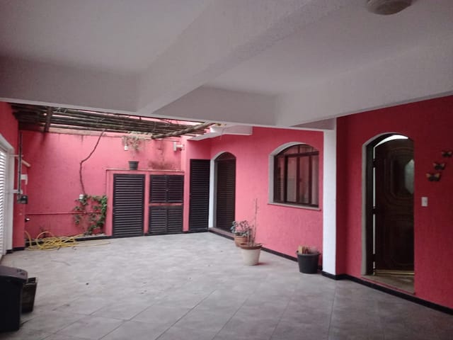 Sobrado 3 quartos e 4 banheiros, à venda ou para alugar, no bairro Parque Erasmo Assunção em Santo André