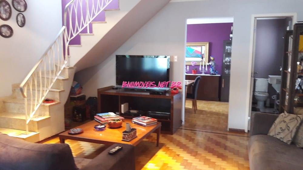 Sobrado, 3 quartos, 242 m² - Foto 1