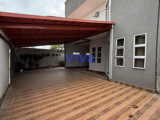 Sobrado com 300m² 4 quartos e 3 banheiros, à venda, no bairro Parque Ibirapuera em Aparecida de Goiânia