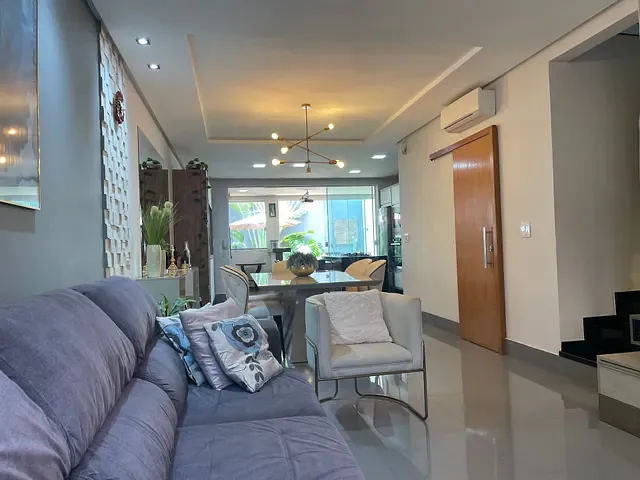 Sobrado com 439m² 3 quartos e 3 banheiros, à venda, no bairro Lago Jaboti em Apucarana