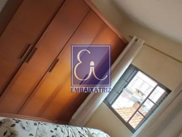 Sobrado com 150m² 3 quartos e 1 banheiro, à venda, no bairro Jardim Oriente em São José dos Campos