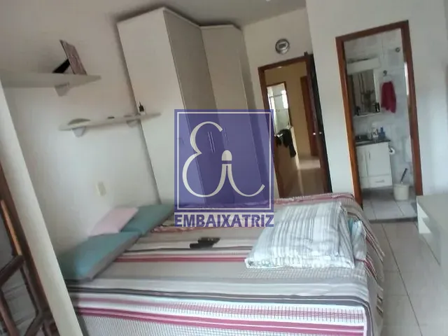 Sobrado com 150m² 3 quartos e 1 banheiro, à venda, no bairro Jardim Oriente em São José dos Campos