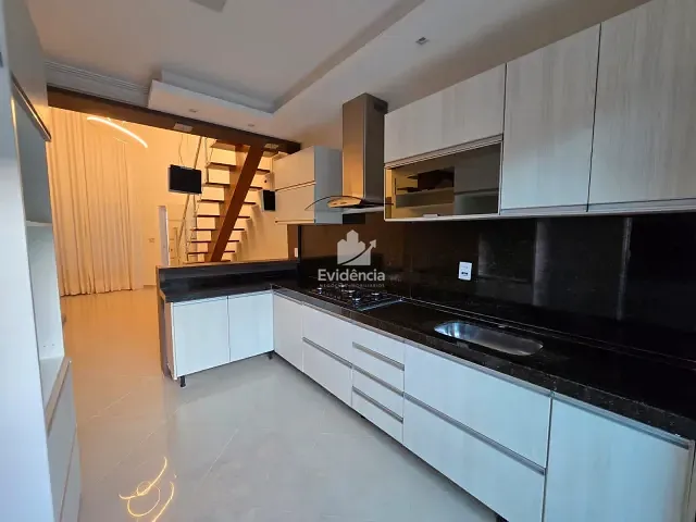 Sobrado com 250m² 3 quartos e 2 banheiros, à venda, no bairro Loteamento Chamonix em Londrina