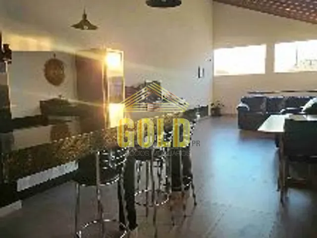 Sobrado com 330m² 4 quartos e 4 banheiros, à venda, no bairro Esperança em Londrina