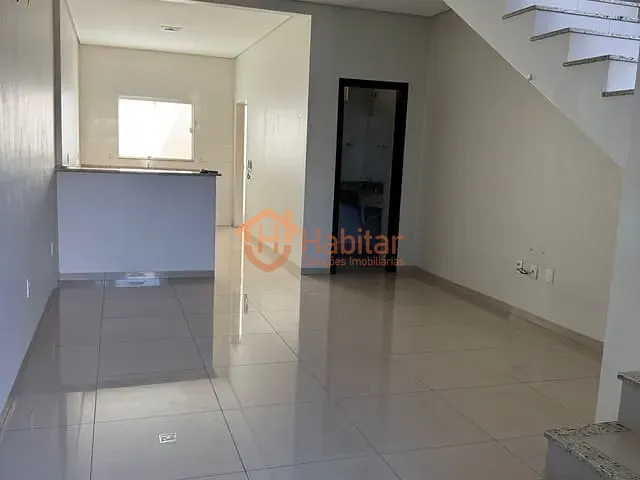 Sobrado com 300m², para alugar, no bairro Centro Sul em Sorriso