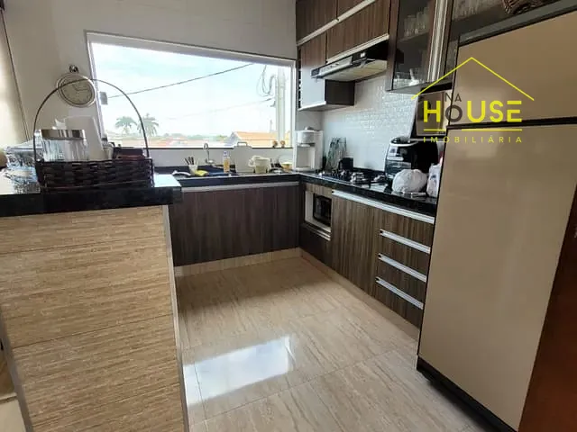 Sobrado com 155m², à venda, no bairro Patrimônio Novo em Votuporanga