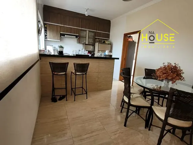 Sobrado com 155m², à venda, no bairro Patrimônio Novo em Votuporanga