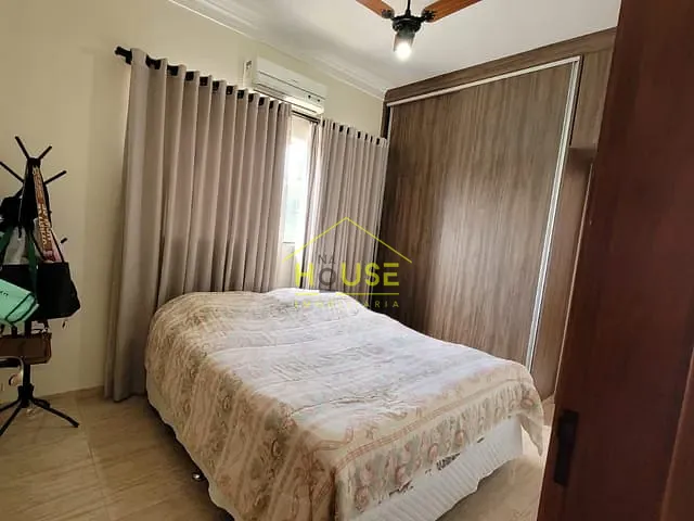Sobrado com 155m², à venda, no bairro Patrimônio Novo em Votuporanga