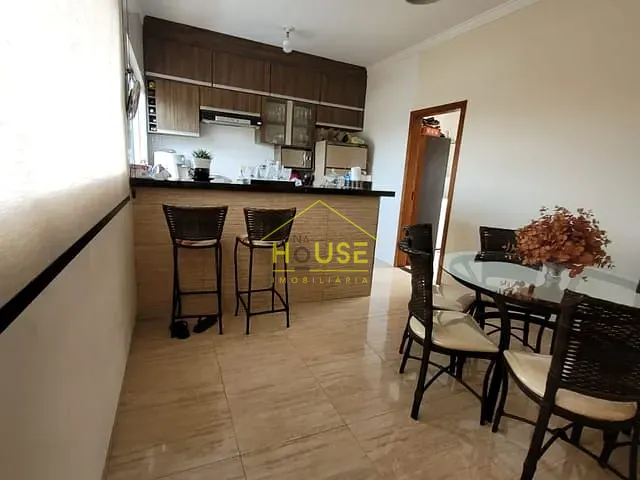 Sobrado com 155m², à venda, no bairro Patrimônio Novo em Votuporanga