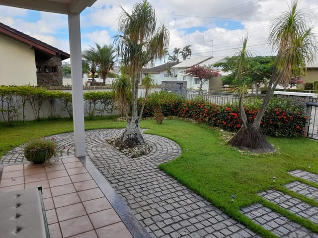 Sobrado com 714m² 4 quartos e 4 banheiros, à venda, no bairro Jardim Porto Belo em Tijucas