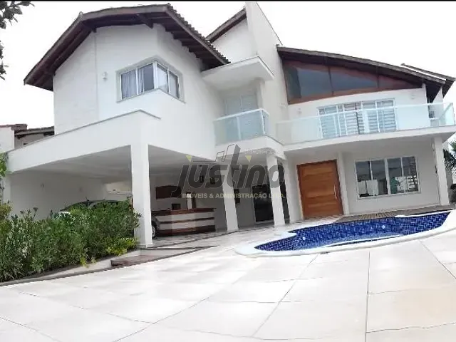 Sobrado com 492m² 4 quartos e 2 banheiros, à venda, no bairro Jardim Itanhaém em Itanhaém
