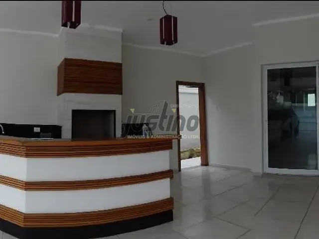 Sobrado com 492m² 4 quartos e 2 banheiros, à venda, no bairro Jardim Itanhaém em Itanhaém