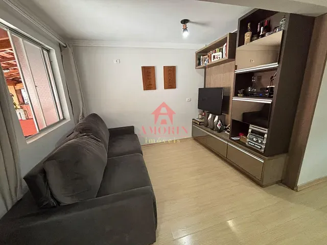 Sobrado com 100m² 3 quartos e 2 banheiros, à venda, no bairro Fazendinha em Curitiba