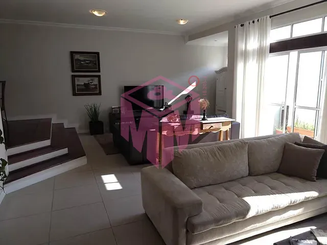 Sobrado com 415m² 4 quartos e 5 banheiros, à venda, no bairro Dos Casa em São Bernardo do Campo