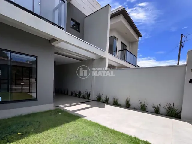 Sobrado com 150m² 2 quartos e 2 banheiros, à venda, no bairro Jardim Guararapes em Londrina