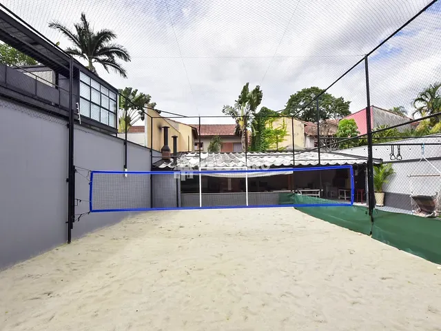 Sobrado com 625m² 4 quartos e 5 banheiros, para alugar, no bairro Vila Madalena em São Paulo