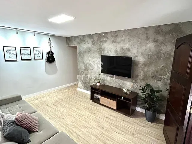 Sobrado com 186m² 3 quartos e 3 banheiros, à venda, no bairro Nova Gerti em São Caetano do Sul