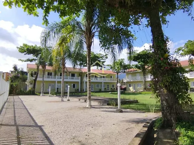 Sobrado com 100m² 2 quartos e 3 banheiros, à venda, no bairro Boracéia em São Sebastião