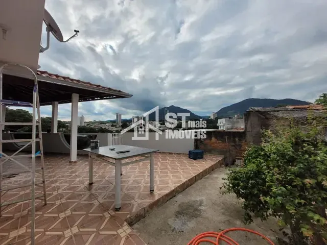 Sobrado com 398m² 3 quartos e 1 banheiro, à venda, no bairro Pirapitinga em Andradas