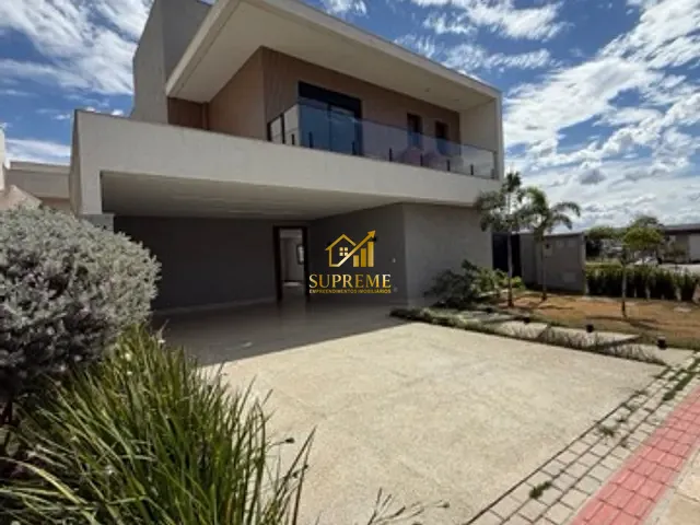 Sobrado com 334m² 4 quartos e 6 banheiros, à venda, no bairro Residencial Parqville Jacarandá em Aparecida de Goiânia