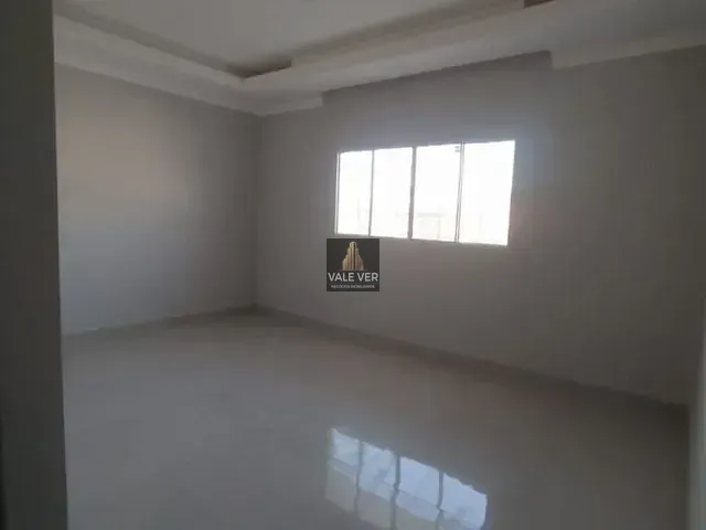 Sobrado com 168m² 4 quartos e 2 banheiros, à venda, no bairro Residencial São Francisco em São José dos Campos