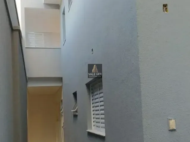 Sobrado com 168m² 4 quartos e 2 banheiros, à venda, no bairro Residencial São Francisco em São José dos Campos