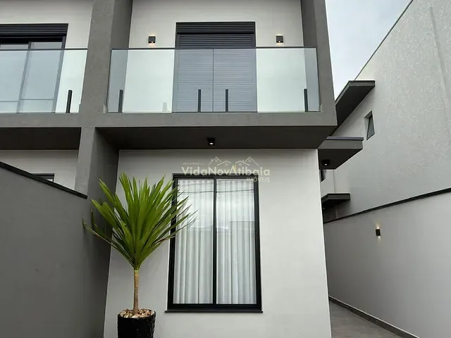 Sobrado com 150m² 3 quartos e 4 banheiros, à venda, no bairro Jardim do Lago em Atibaia