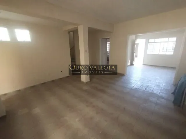 Sobrado com 145m² 3 quartos e 2 banheiros, à venda, no bairro Quarta Parada em São Paulo