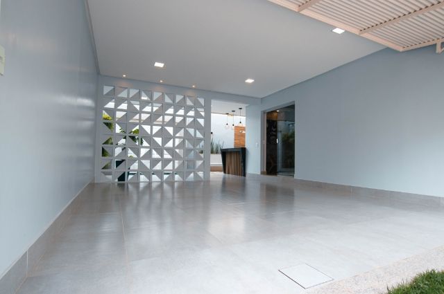 Sobrado com 126m² 3 quartos e 4 banheiros, à venda, no bairro Jardim Imperial em Aparecida de Goiânia