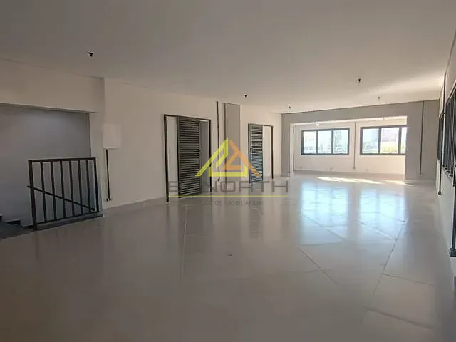 Prédio com 400m², para alugar, no bairro Parada Inglesa em São Paulo