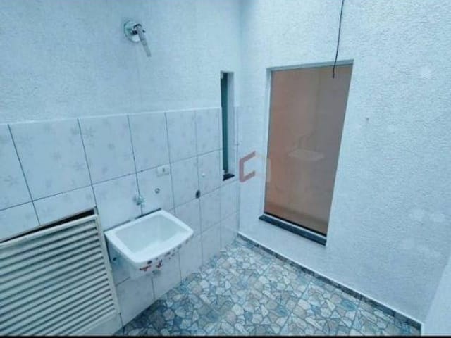 Sobrado 3 quartos e 2 banheiros, à venda, no bairro Itaquera em São Paulo