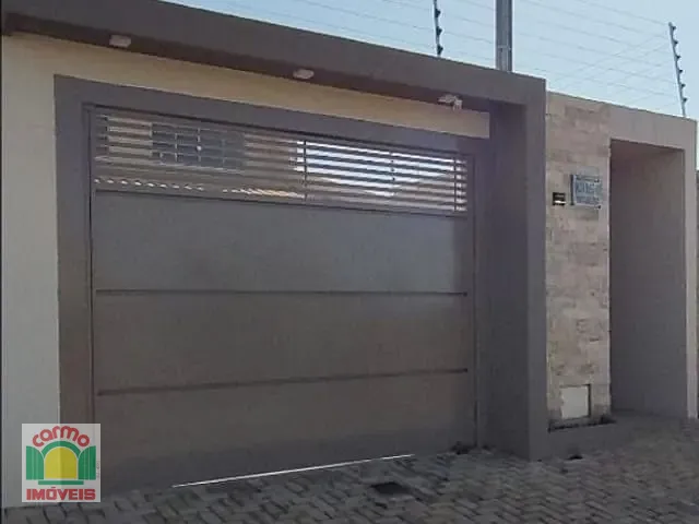 Sobrado com 176m² 3 quartos e 1 banheiro, à venda, no bairro São Carlos em Anápolis