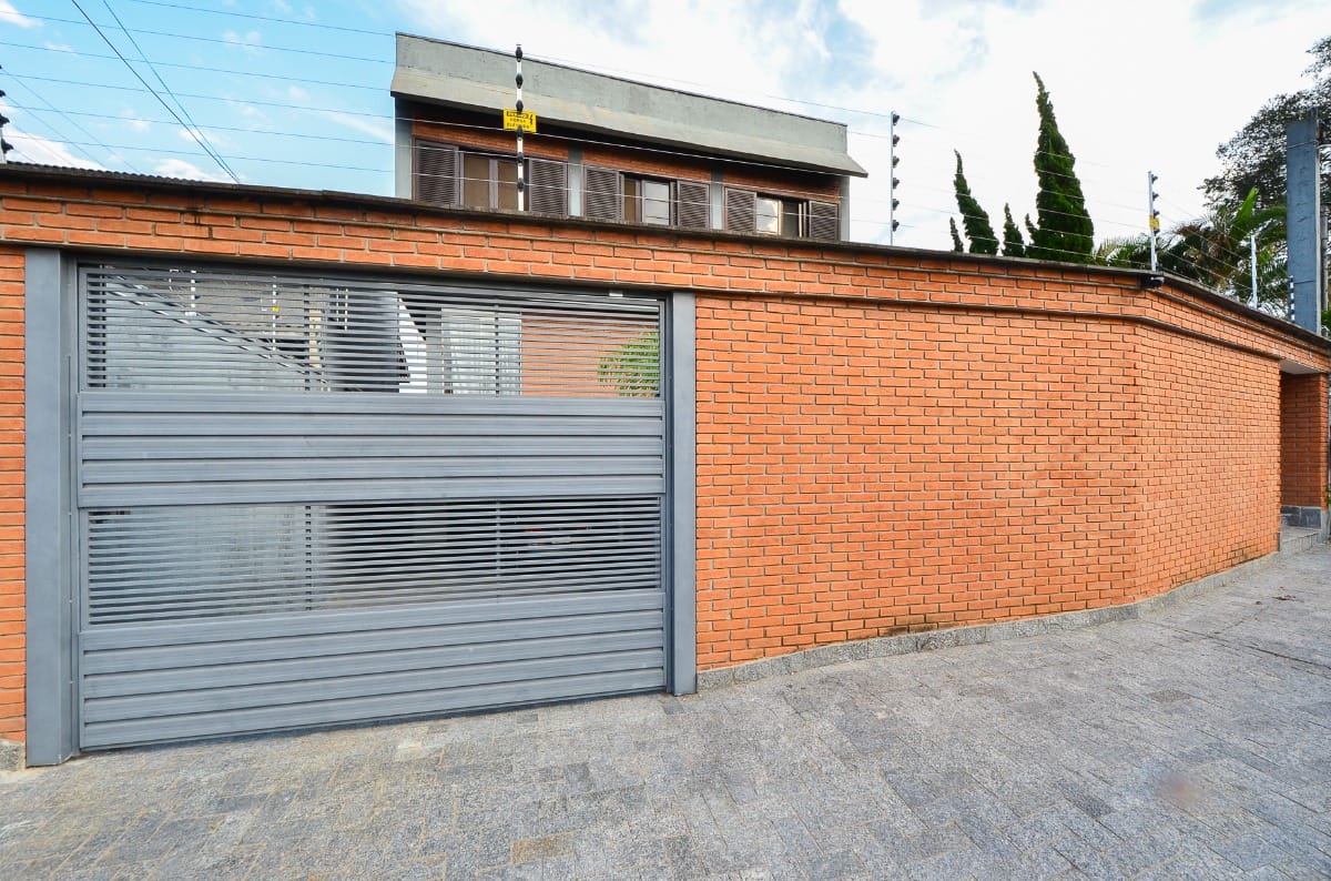 Sobrado para venda em Rolinópolis com 4 quartos, sendo 3 suítes, 422m²