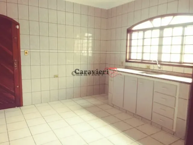 Sobrado com 200m² 3 quartos e 2 banheiros, à venda, no bairro Vila Rui Barbosa em São Paulo