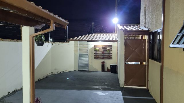 Sobrado com 132m² 2 quartos e 1 banheiro, à venda, no bairro Parque São Domingos em Pindamonhangaba