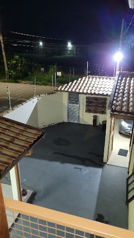 Sobrado com 132m² 2 quartos e 1 banheiro, à venda, no bairro Parque São Domingos em Pindamonhangaba