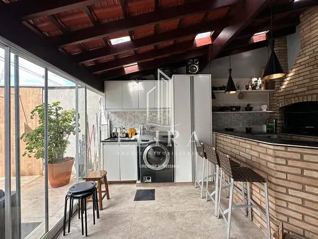 Sobrado com 178m² 3 quartos e 3 banheiros, à venda, no bairro Jardim da Colina em Americana