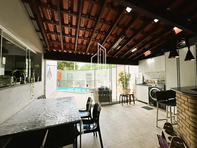 Sobrado com 178m² 3 quartos e 3 banheiros, à venda, no bairro Jardim da Colina em Americana