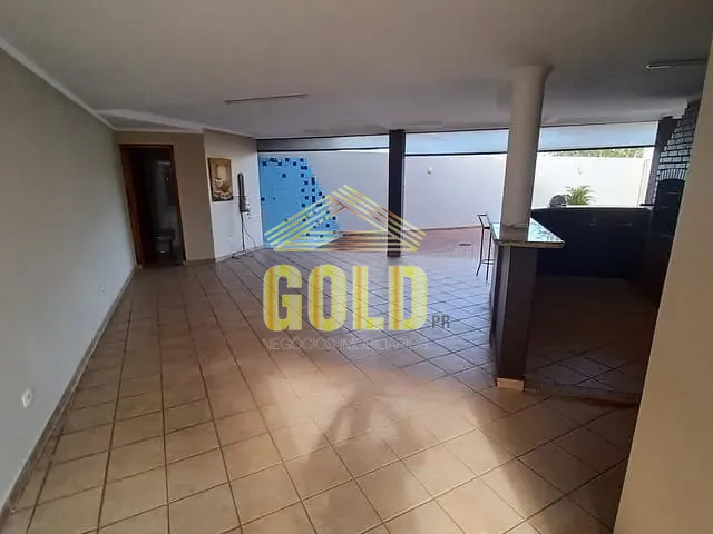 Sobrado com 538m² 4 quartos e 5 banheiros, à venda ou para alugar, no bairro Parque Residencial Alcântara em Londrina